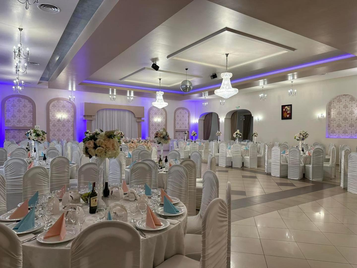 Hotel Turist Fălticeni Exteriér fotografie