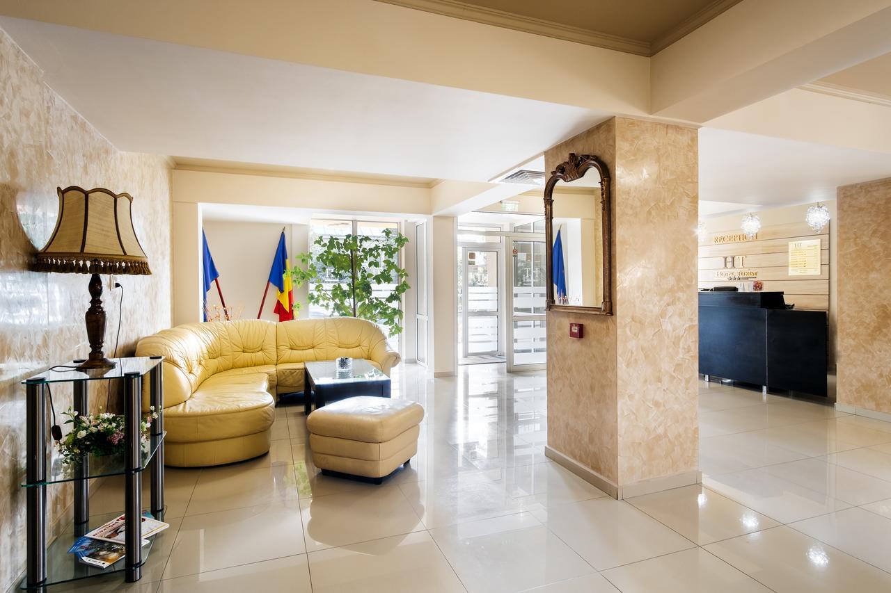 Hotel Turist Fălticeni Exteriér fotografie